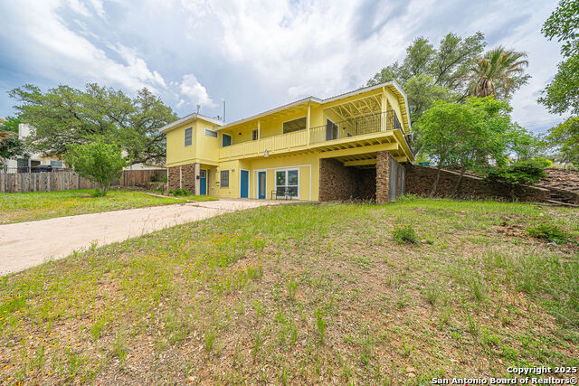 100 Kings Property Photo 43