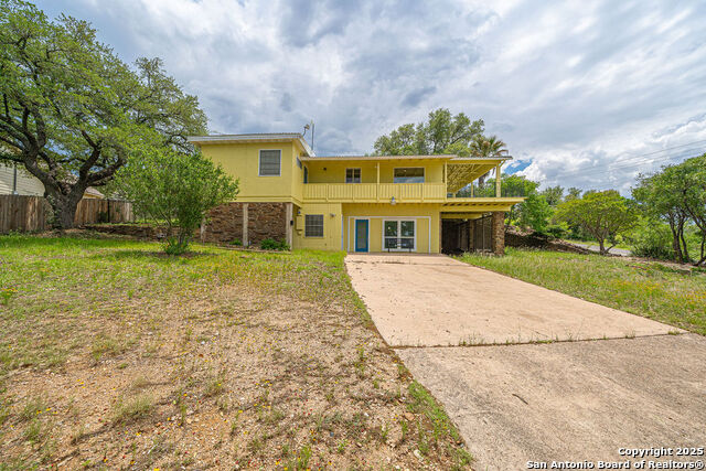 100 Kings Property Photo 44
