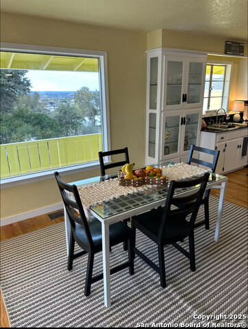 100 Kings Property Photo 51