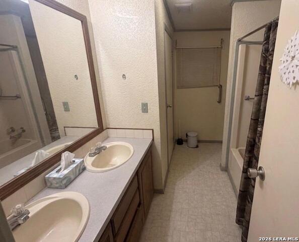 24976 Private Road 466 Property Photo 8