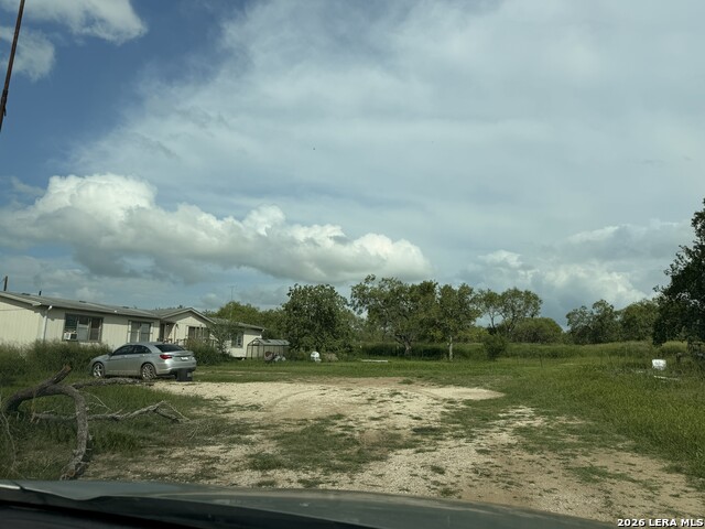 24976 Private Road 466 Property Photo 9