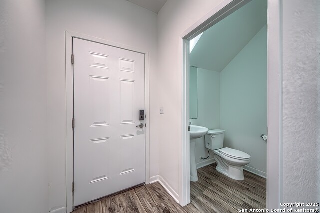 519 Arthur St Property Photo 5