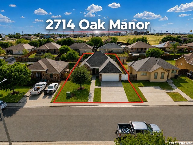 2714 Oak Manor Dr Property Photo 1