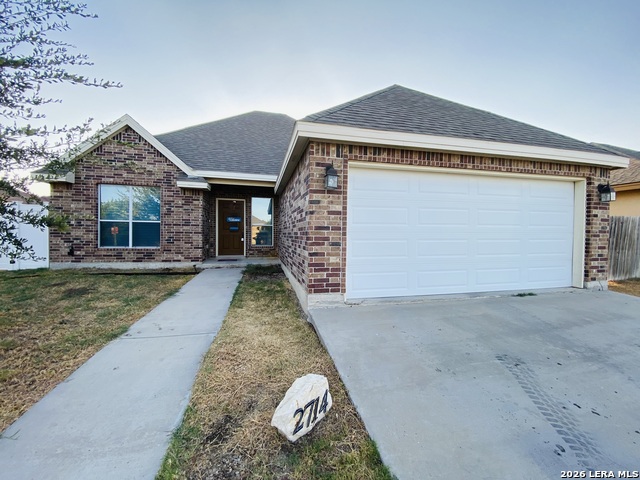 2714 Oak Manor Dr Property Photo 1