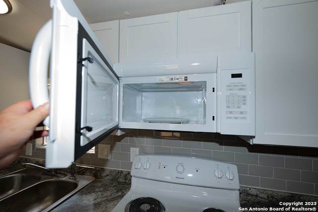 393 Deer Valley St Property Photo 14