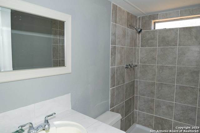 393 Deer Valley St Property Photo 27