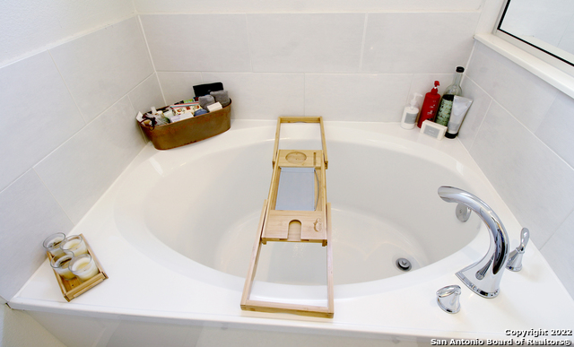 236 E Cevallos Property Photo 18