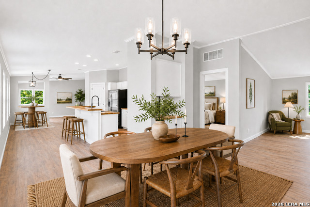 180 Sandy Oaks Property Photo 7