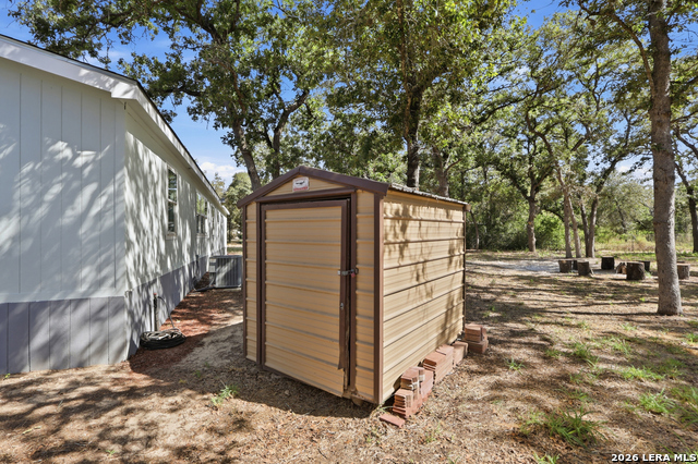 180 Sandy Oaks Property Photo 22