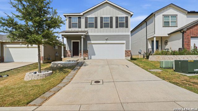 4925 Hallies Garden Property Photo 4