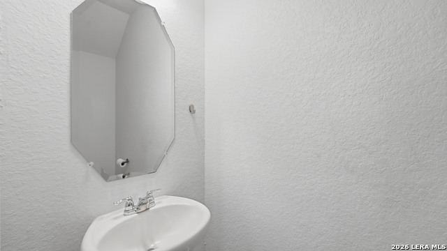 4925 Hallies Garden Property Photo 59