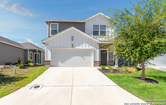 5639 Pearl Mdw Property Photo 1