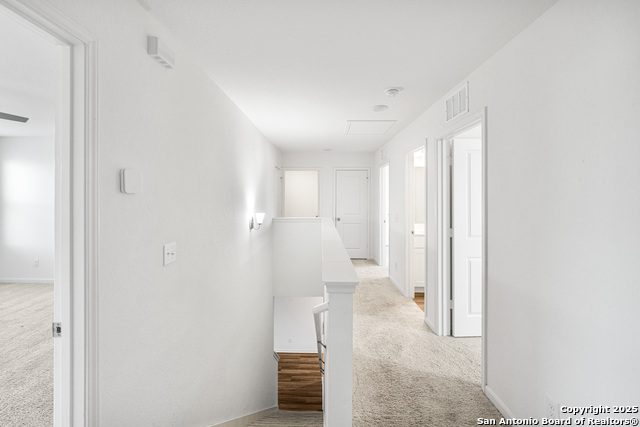 5639 Pearl Mdw Property Photo 9