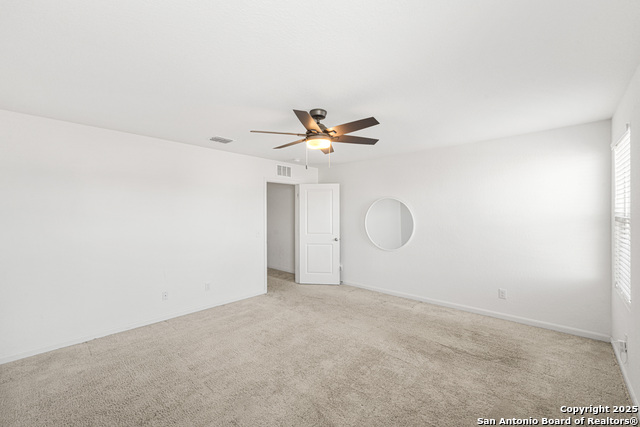 5639 Pearl Mdw Property Photo 11