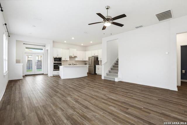 217 Snowbell Property Photo 6