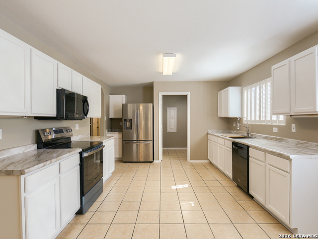 125 Michelle Ln Property Photo 5