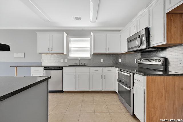 9427 Anderson Way Property Photo 11