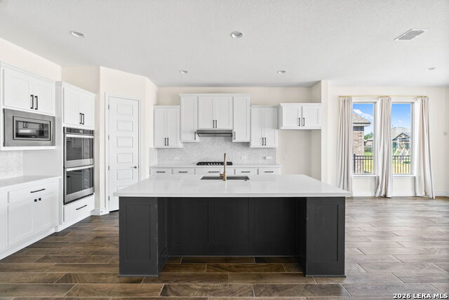 92 Simpatico Property Photo 4