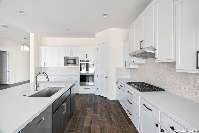 92 Simpatico Property Photo 6