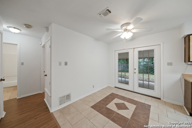 9438 Valley Dale St Property Photo 16