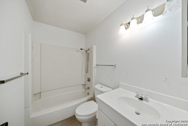 9438 Valley Dale St Property Photo 25