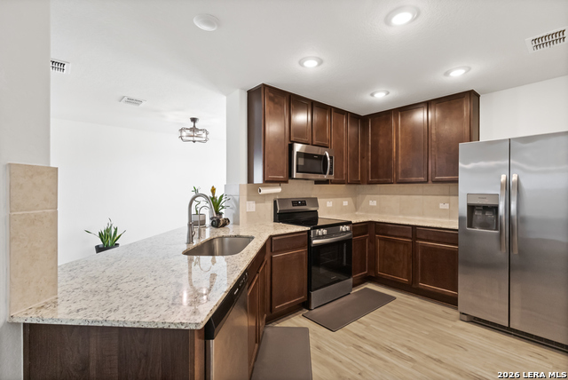 11221 Hollinger Cir Property Photo 6