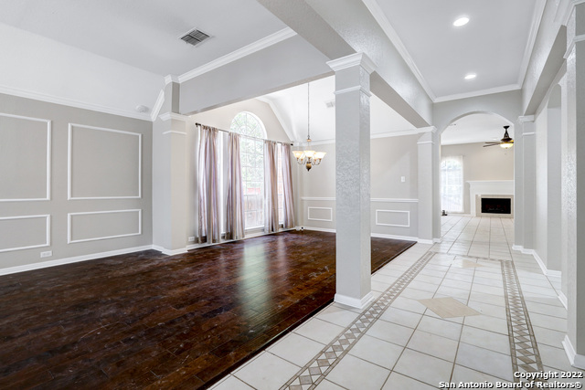 8422 Blackcastle Dr Property Photo 4