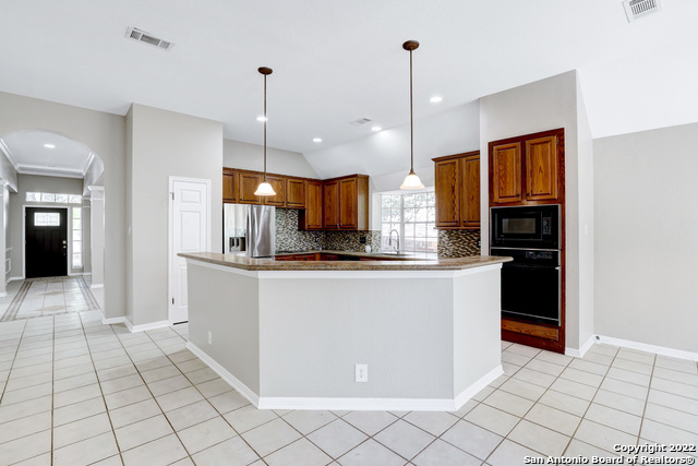 8422 Blackcastle Dr Property Photo 9