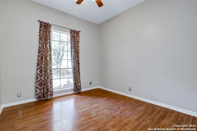 8422 Blackcastle Dr Property Photo 14