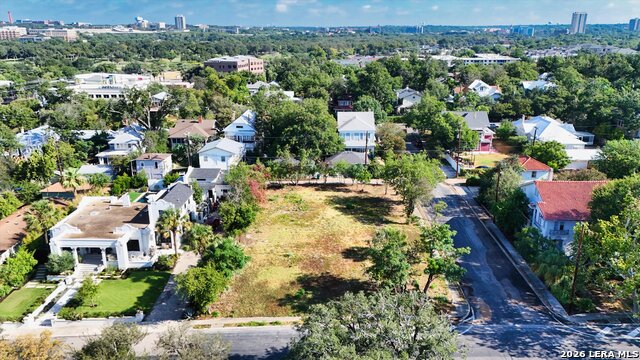 255 Brahan Blvd