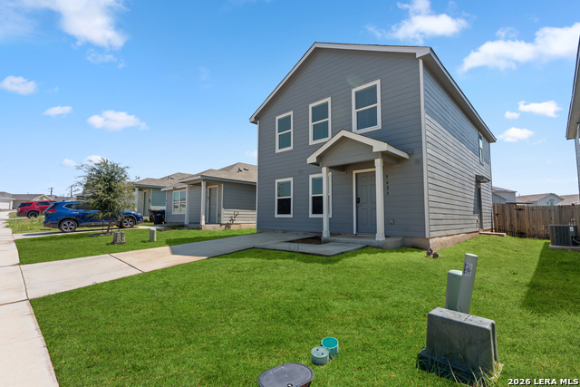 8623 Astral Pl Property Photo 2