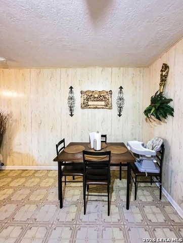1540 Valerie Property Photo 5