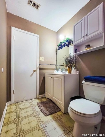 1540 Valerie Property Photo 9
