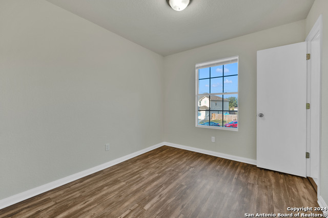 4926 Appleseed Ct Property Photo 14