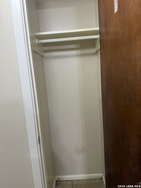 923 Vance Jackson Property Photo 10
