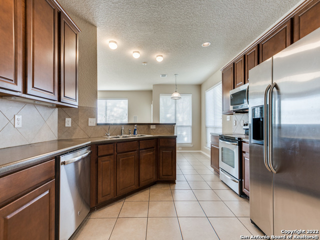 6912 Abbey Falls Property Photo 11