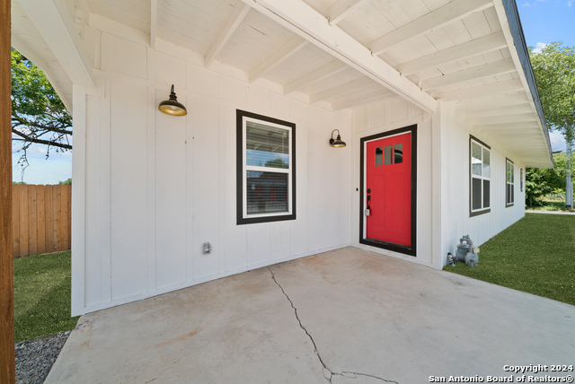 1003 Tabernacle St Property Photo 4