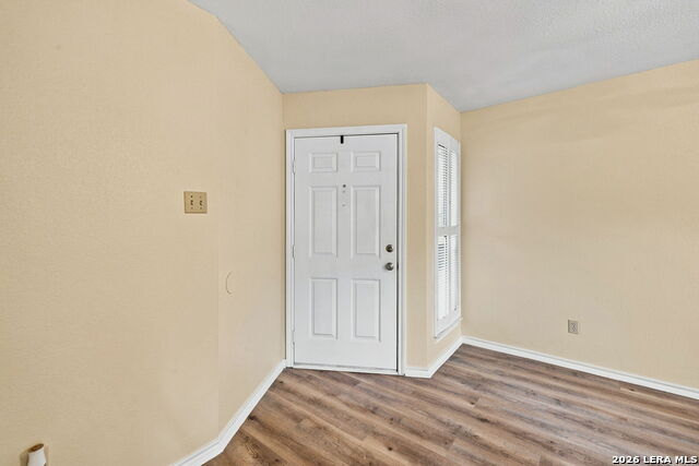 9312 Dover Rdg Property Photo 4