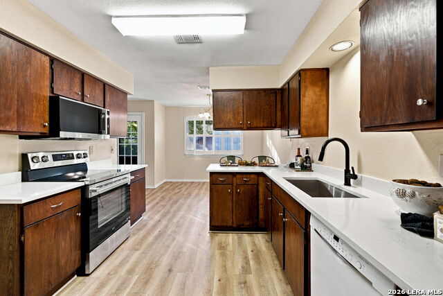 9312 Dover Rdg Property Photo 15
