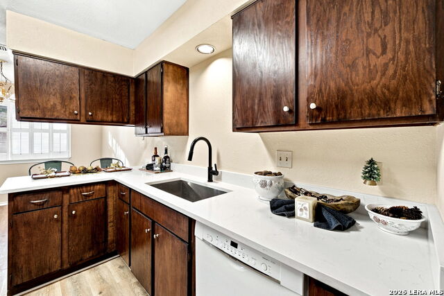 9312 Dover Rdg Property Photo 16