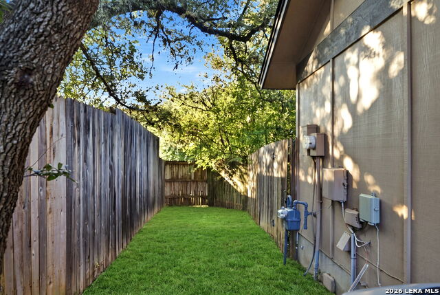 9312 Dover Rdg Property Photo 32