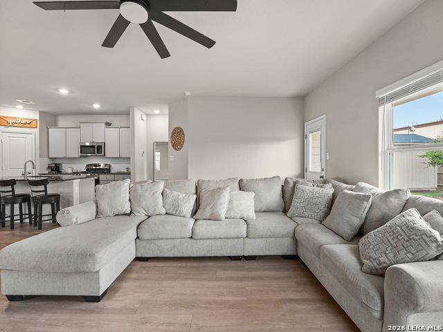 15107 Stagehand Dr Property Photo 10