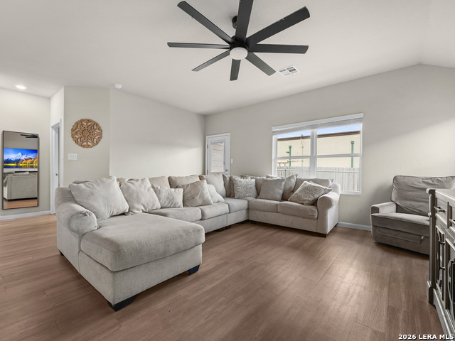 15107 Stagehand Dr Property Photo 12