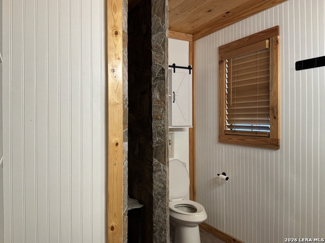 2012805 Property Photo 5