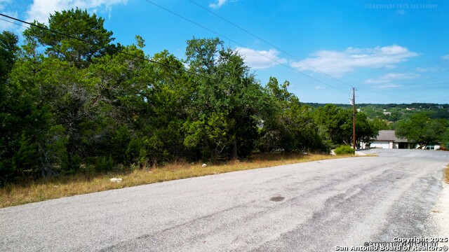 1040 Pinon Pass Property Photo 7