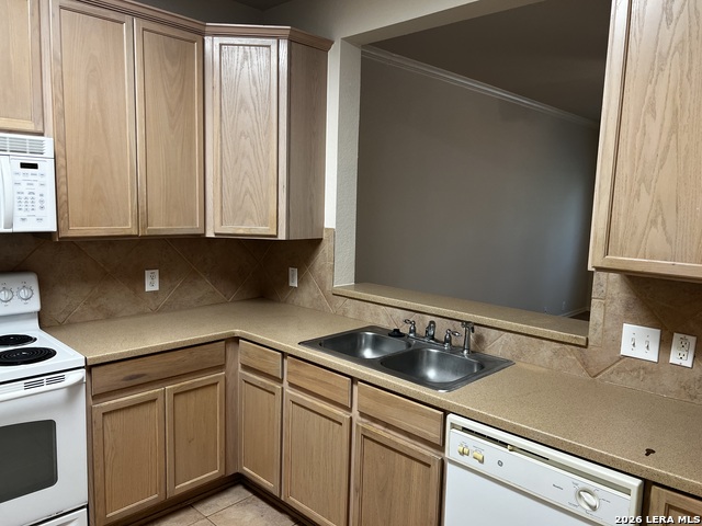 2505 Grayson Way Property Photo 6