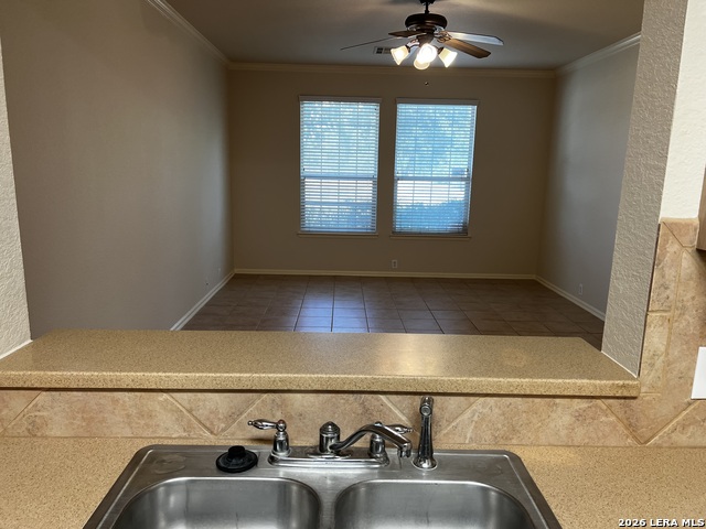 2505 Grayson Way Property Photo 9