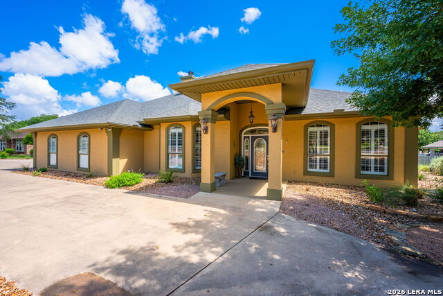 516 Winged Foot Property Photo 5