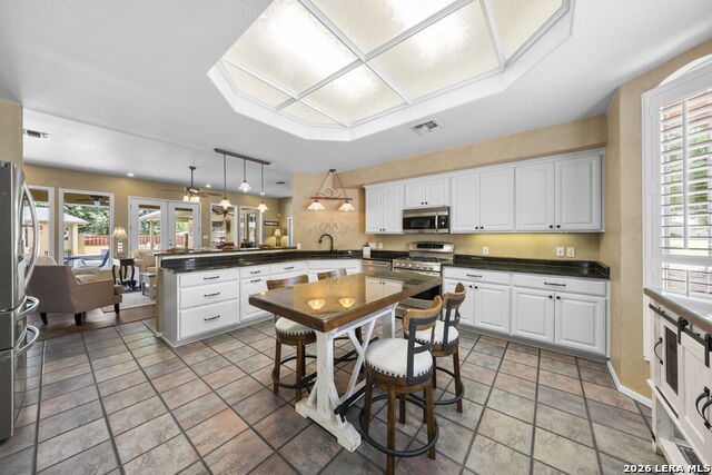 516 Winged Foot Property Photo 11