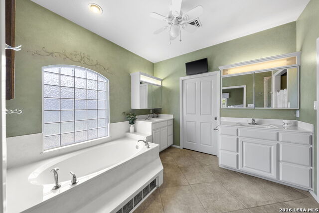 516 Winged Foot Property Photo 15